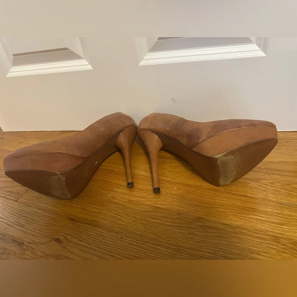 Steve Madden Camel Brown Darrin Heel Size 9, 5.5" Heel - Picture 9 of 10